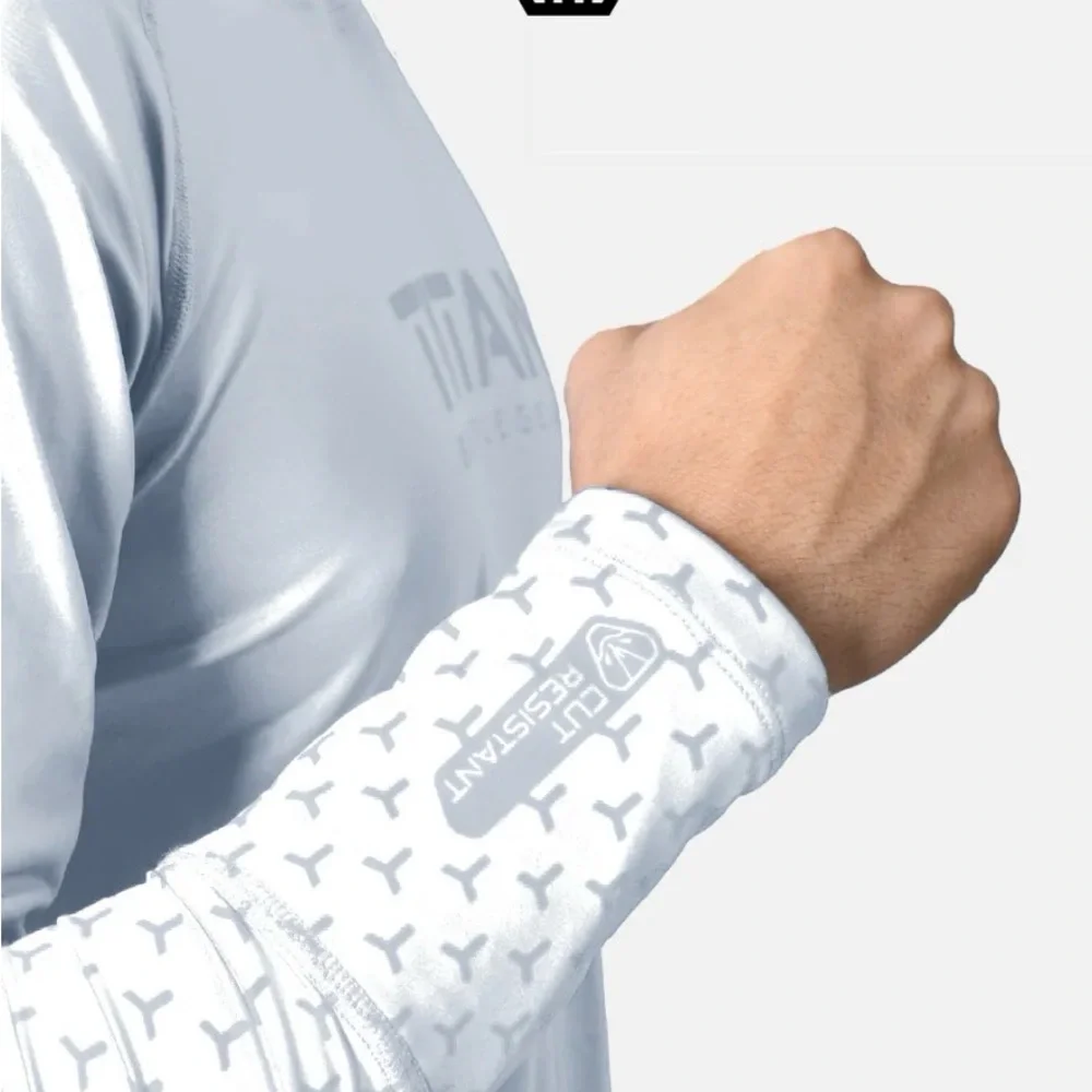 Titan Battlegear Cut Resistant Baselayer Neck Guard Hockey Shirt Youth XS 4/5 - Picture 5 of 14